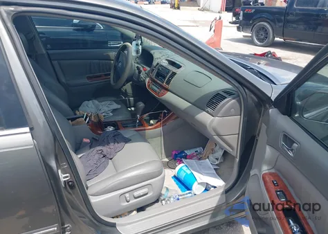 2004 Toyota Camry Xle from USA, damaged, VIN 4T1BE32K84U849362